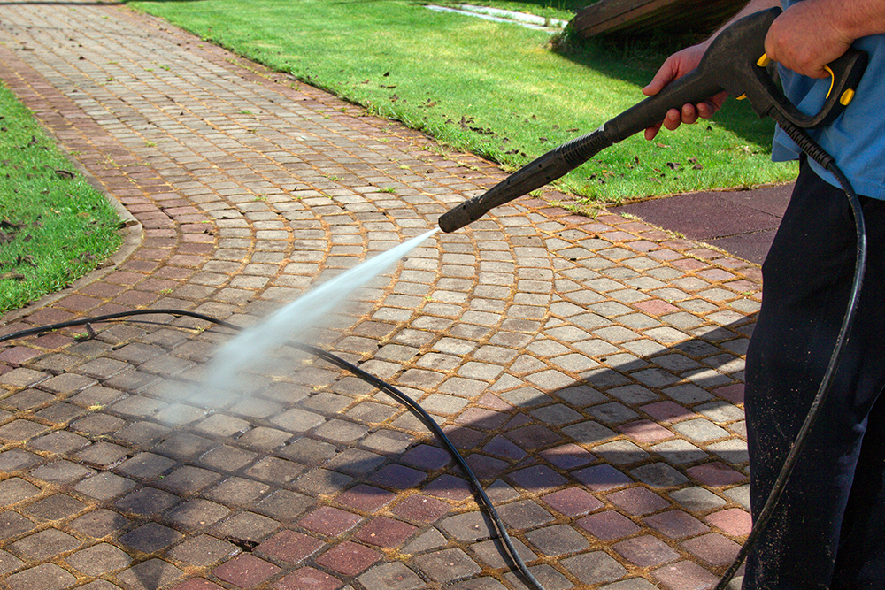 Pressure Washing 101: Everything You Need to Know About This Cleaning Method 1