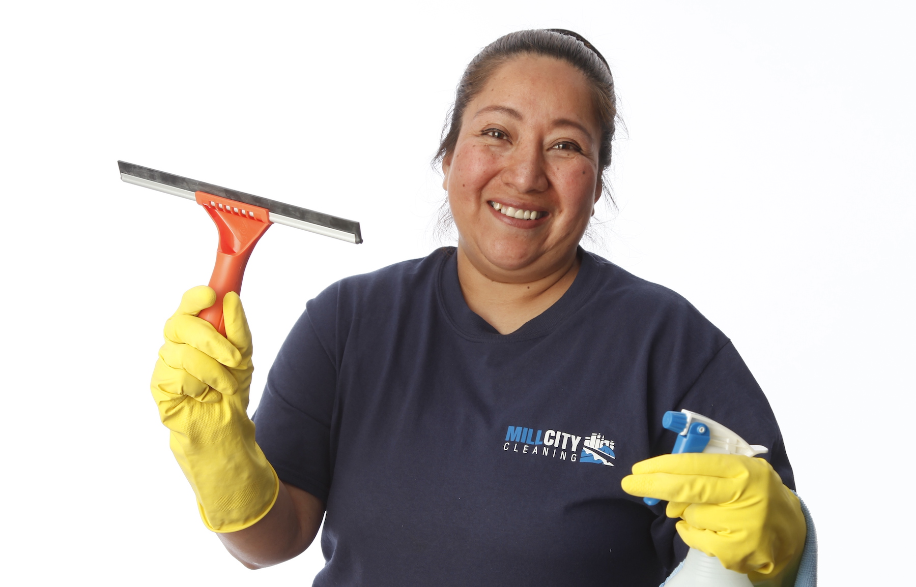 Why Hire a Residential Window Cleaning Expert | 8 Top Benefits 1 Professional window cleaning